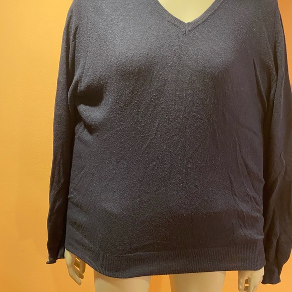 Zara Man V-Neck Pullover Sweater – Black, Medium - Picture 1 of 4